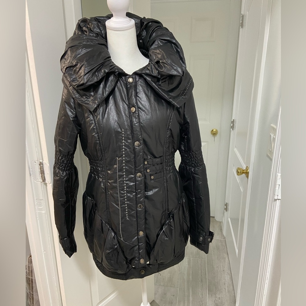 ALEXO Puffer Jacket/Coat Made In Europe